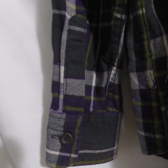 P.S. From Aeropostale, plaid long sleeve button down front shirt, size small, 8 - Picture 10 of 12